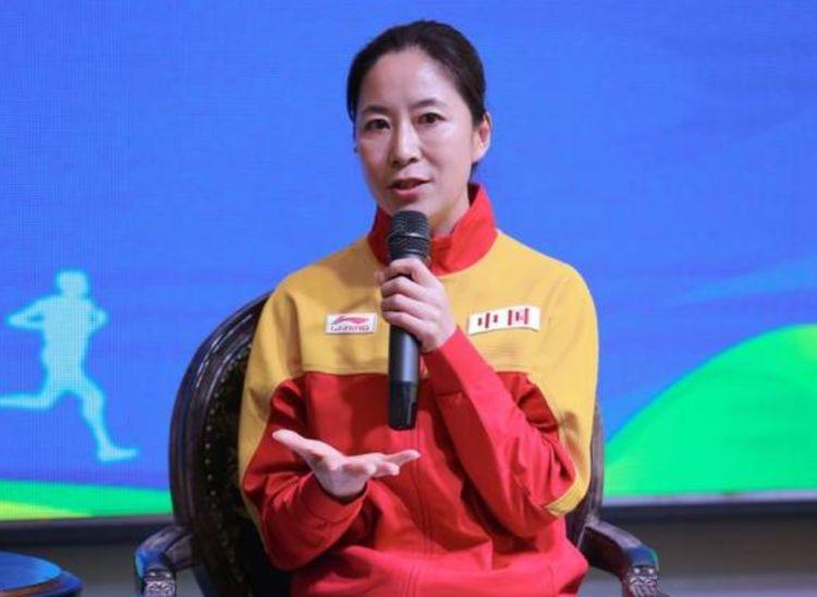 王丽萍竞走教练_教练冠军组竞走王丽萍是哪一期_竞走冠军王丽萍的教练组