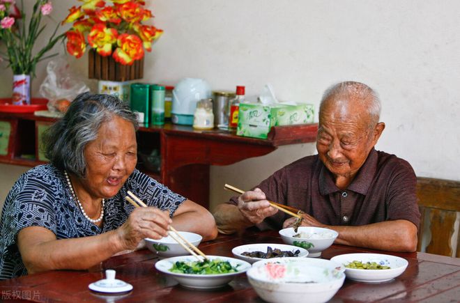 豆芽爱健身_豆芽是有氧呼吸还是无氧呼吸_豆芽健康有氧运动
