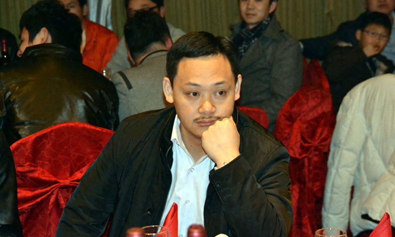 举重冠军当领导怎么样_举重冠军去向_举重冠军举重视频
