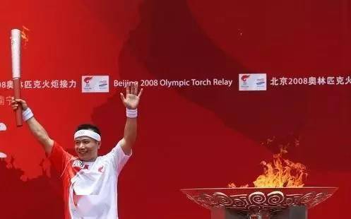 广西举重队_桂林有哪些举重冠军的_临桂举重奥运冠军
