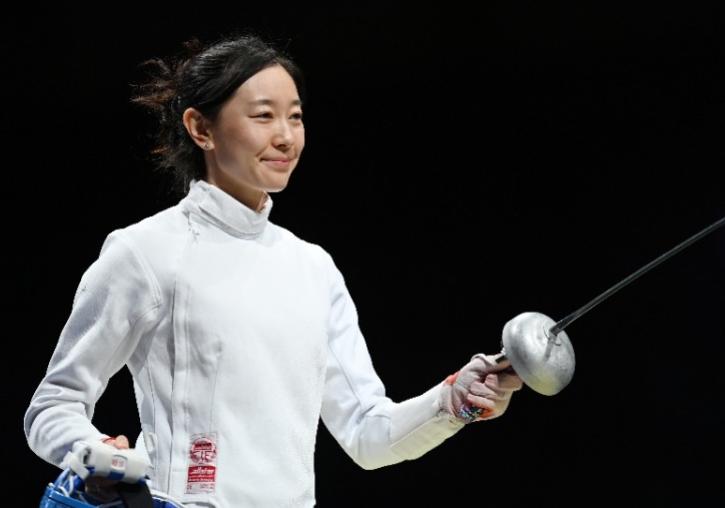 中国历史足球名将排名前十_足球名将世界排名_名将足球排名历史前中国球员