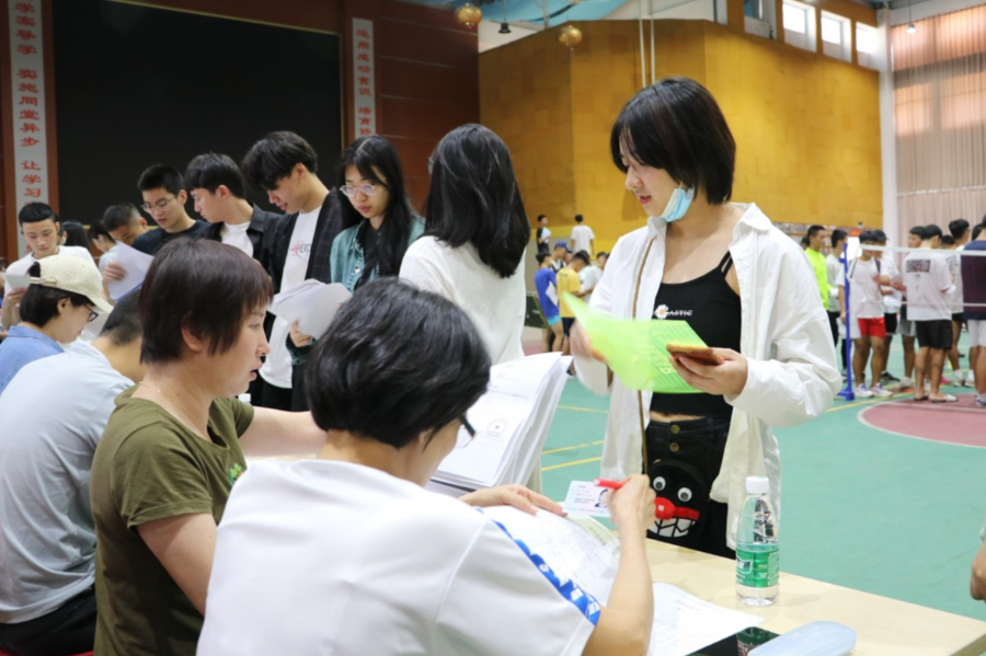 800米游泳冠军谁_女子4×100米游泳决赛_女子4×200米游泳决赛视频