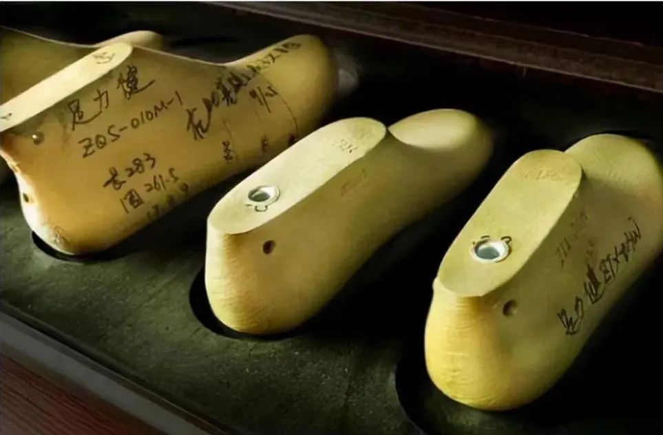 年轻人贴身体健康_七十老人找年轻贴身保姆_学生体质体健康测试仪